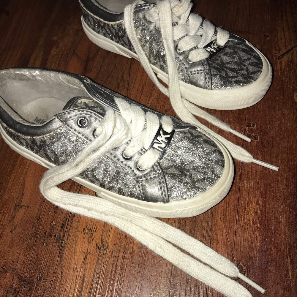Girls Sneakers